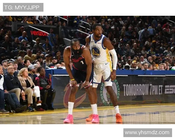 勇士与快船精彩对决无插件直播全程回顾与分析